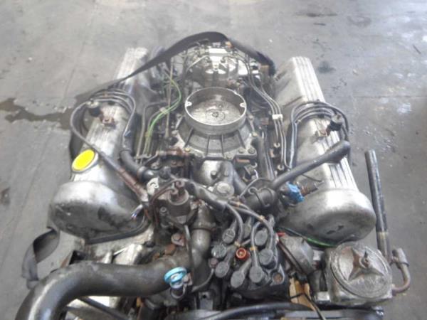 MOTEUR MERCEDES 3.8 ESSENCE V8 CODE 116961 - Vue 1